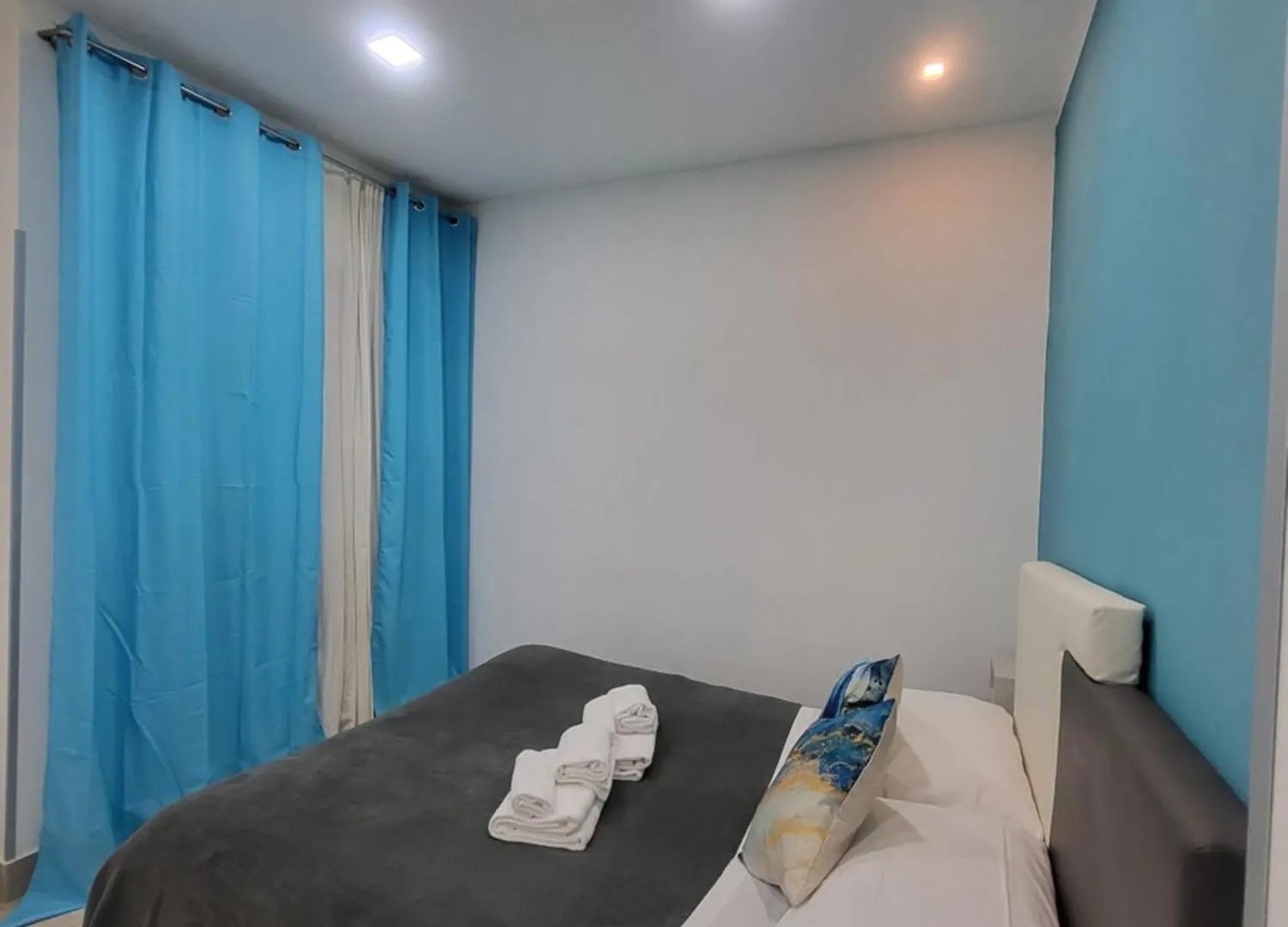 Bed & Breakfast New Era Rooms Naples Italy